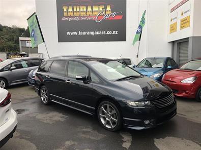 Photo of Honda Odyssey ABSOLUTE 2006