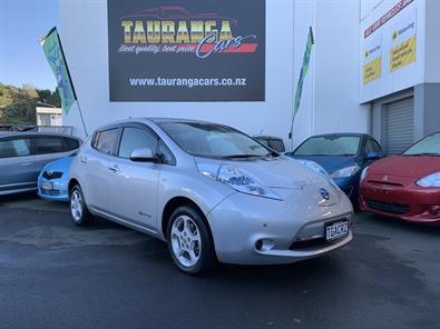 Photo of Nissan Leaf X 2012